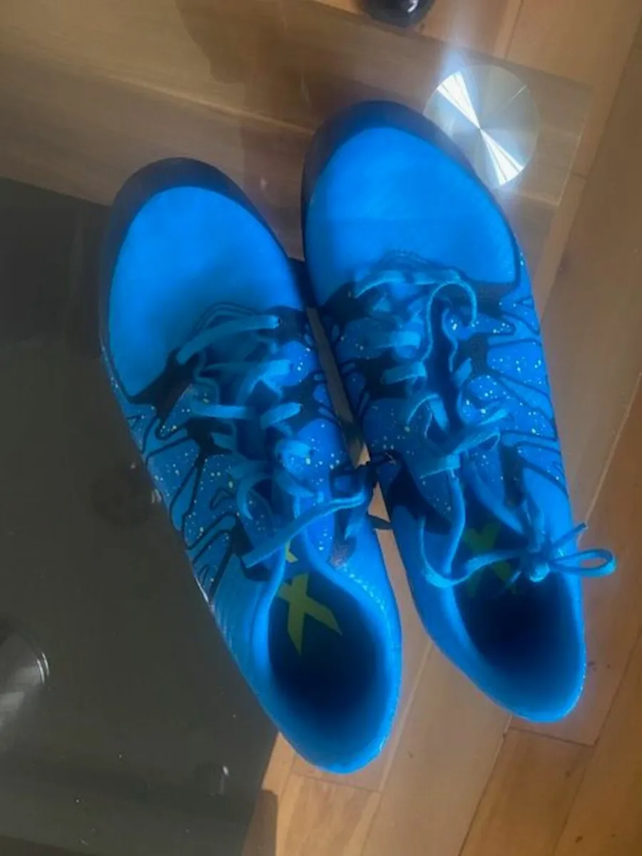 Sports Shoes - Image 4