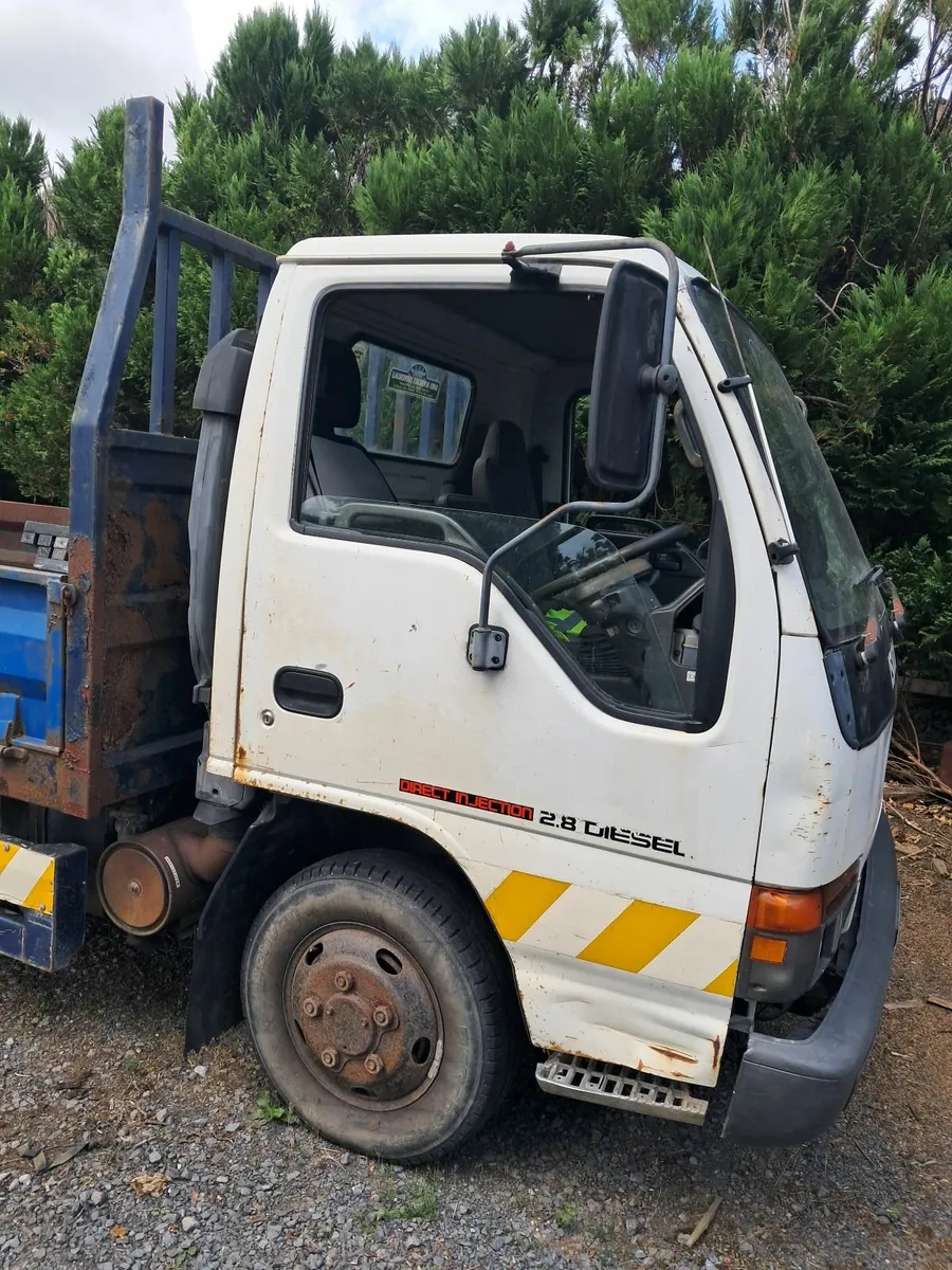 Isuzu NPR 2002 - Image 4