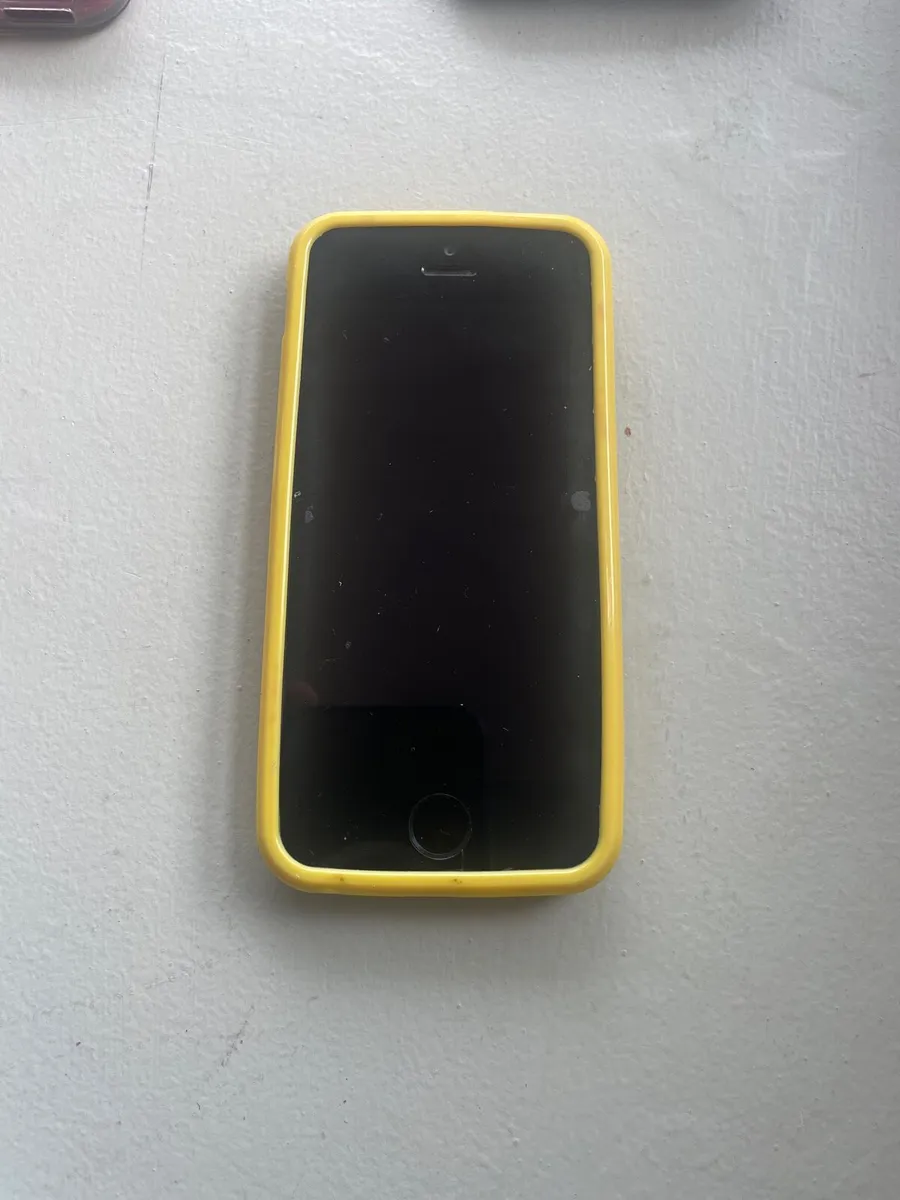 iPhones - Image 1