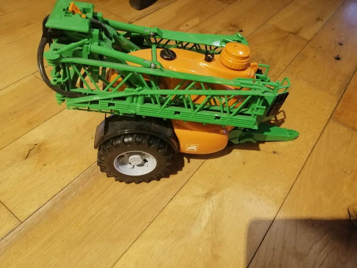 Toys tractor - Image 1