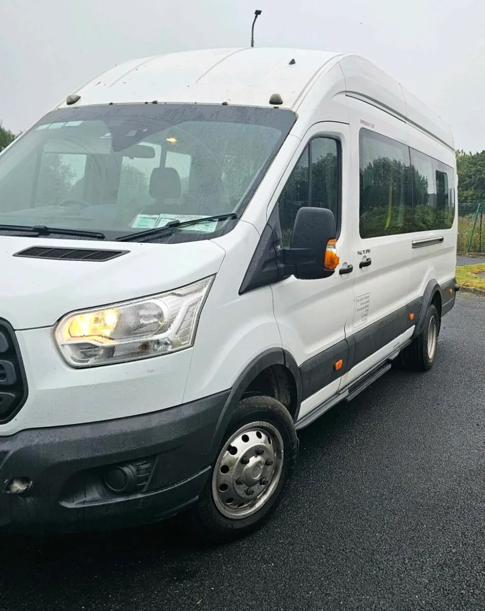 2016 Ford Transit 17 Seat Minibus - Image 3