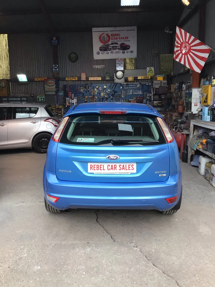 Car - Image 4