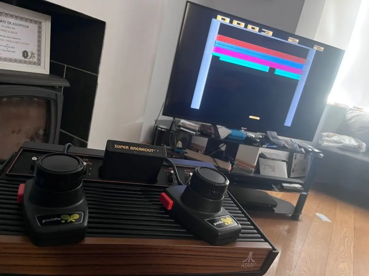 Original Atari 2600 cx with 17 Games and controllers - Image 4