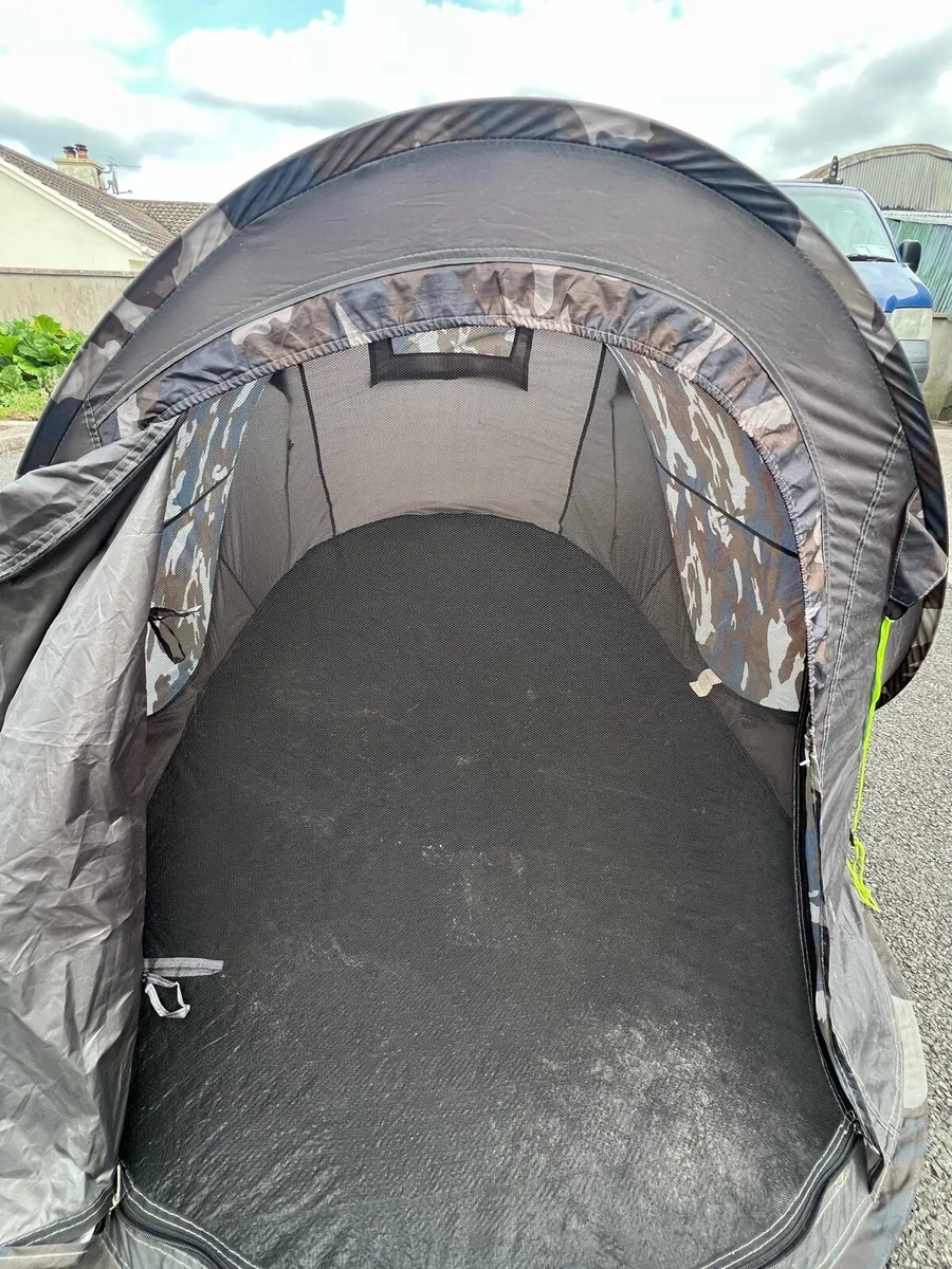 Tent - Image 2