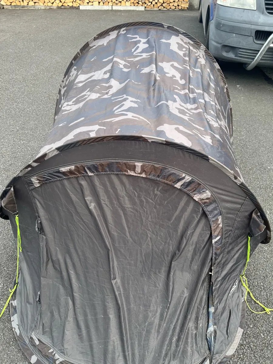 Tent - Image 3