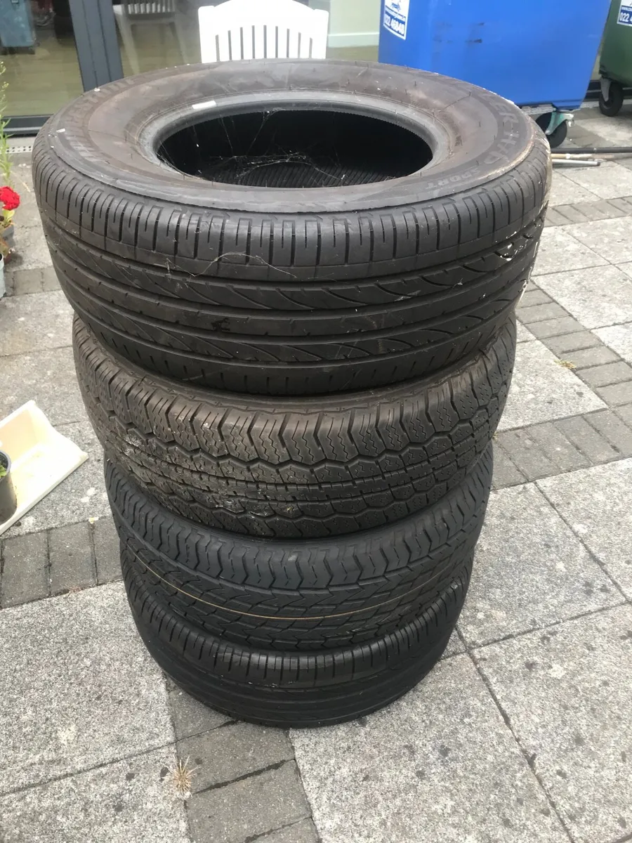 4 jeep tyres 255/65/R16 - Image 1