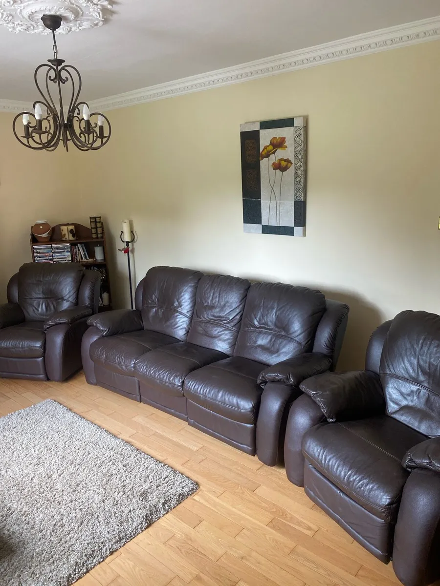 3 piece suite - Image 1