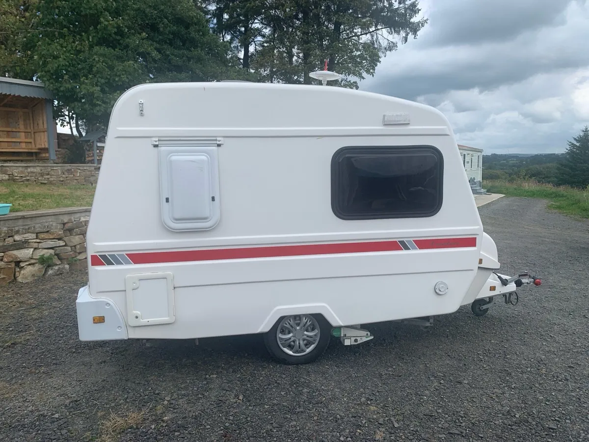 2 Berth Caravan - Image 2