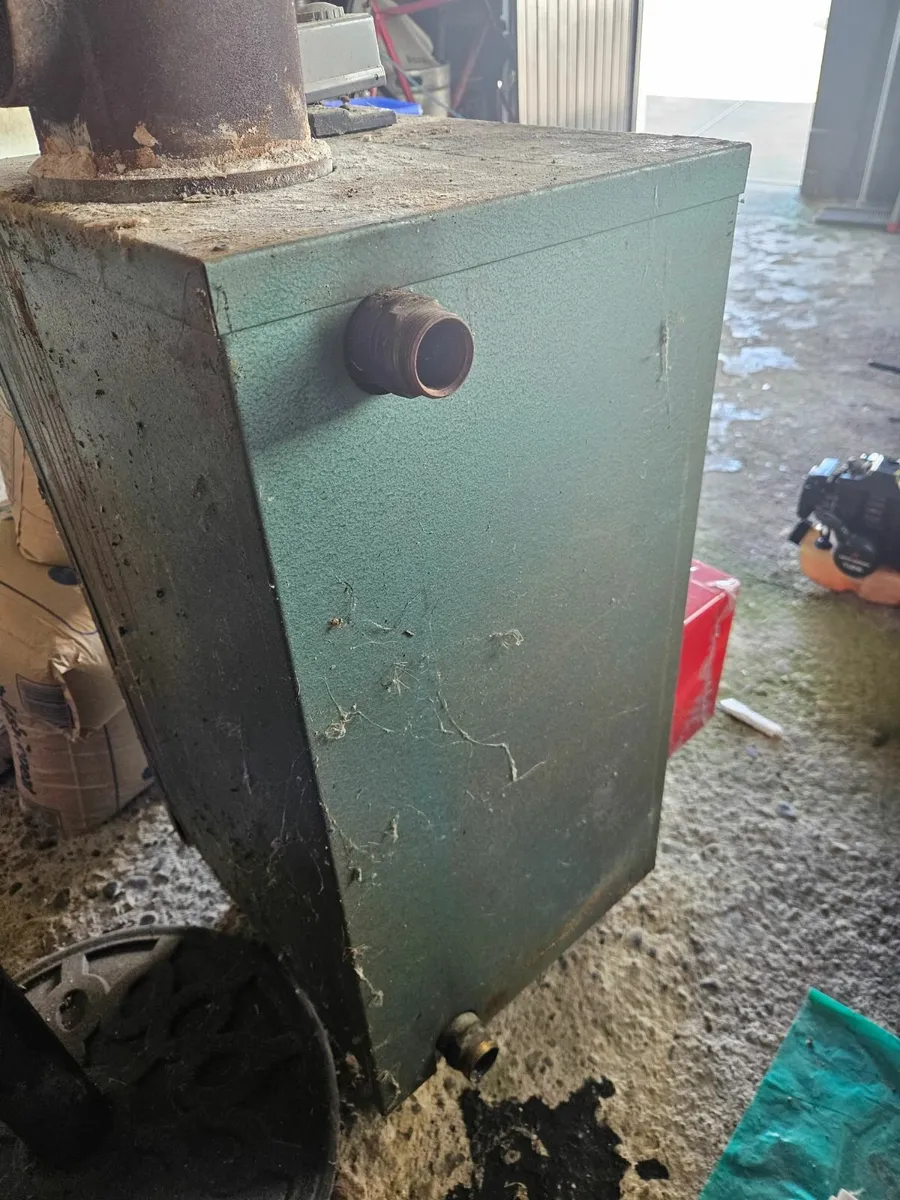 Oil boiler - Image 3