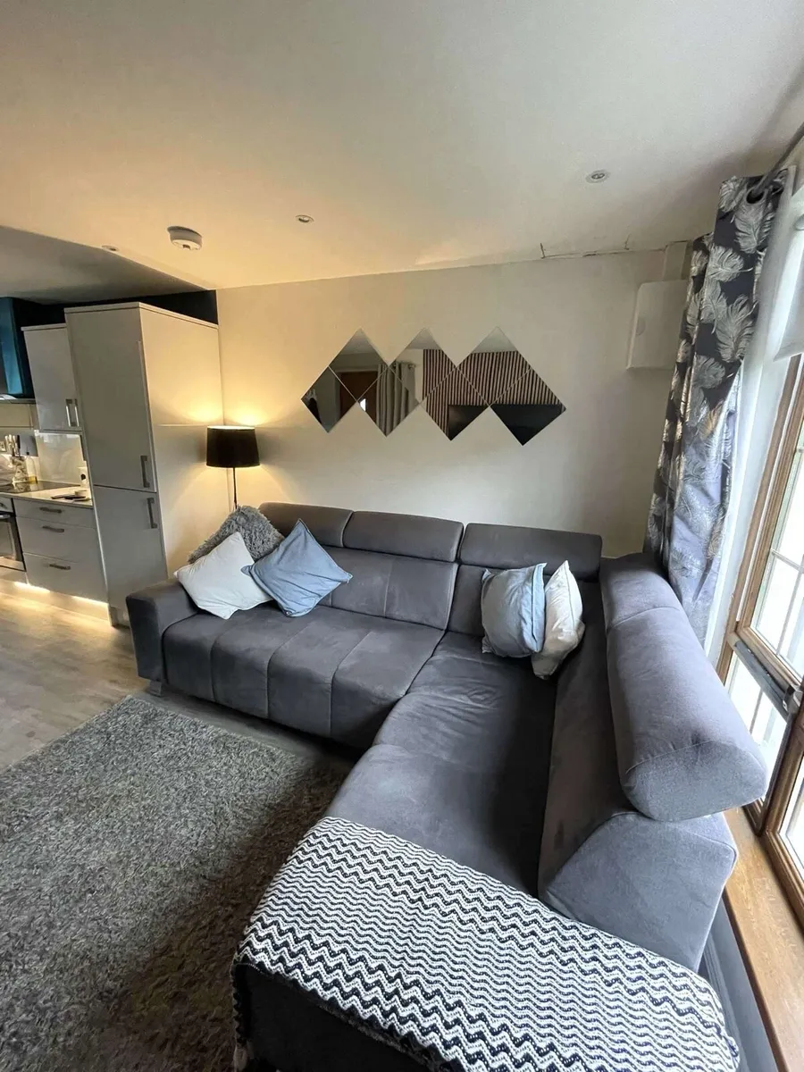 Sofa - Image 2