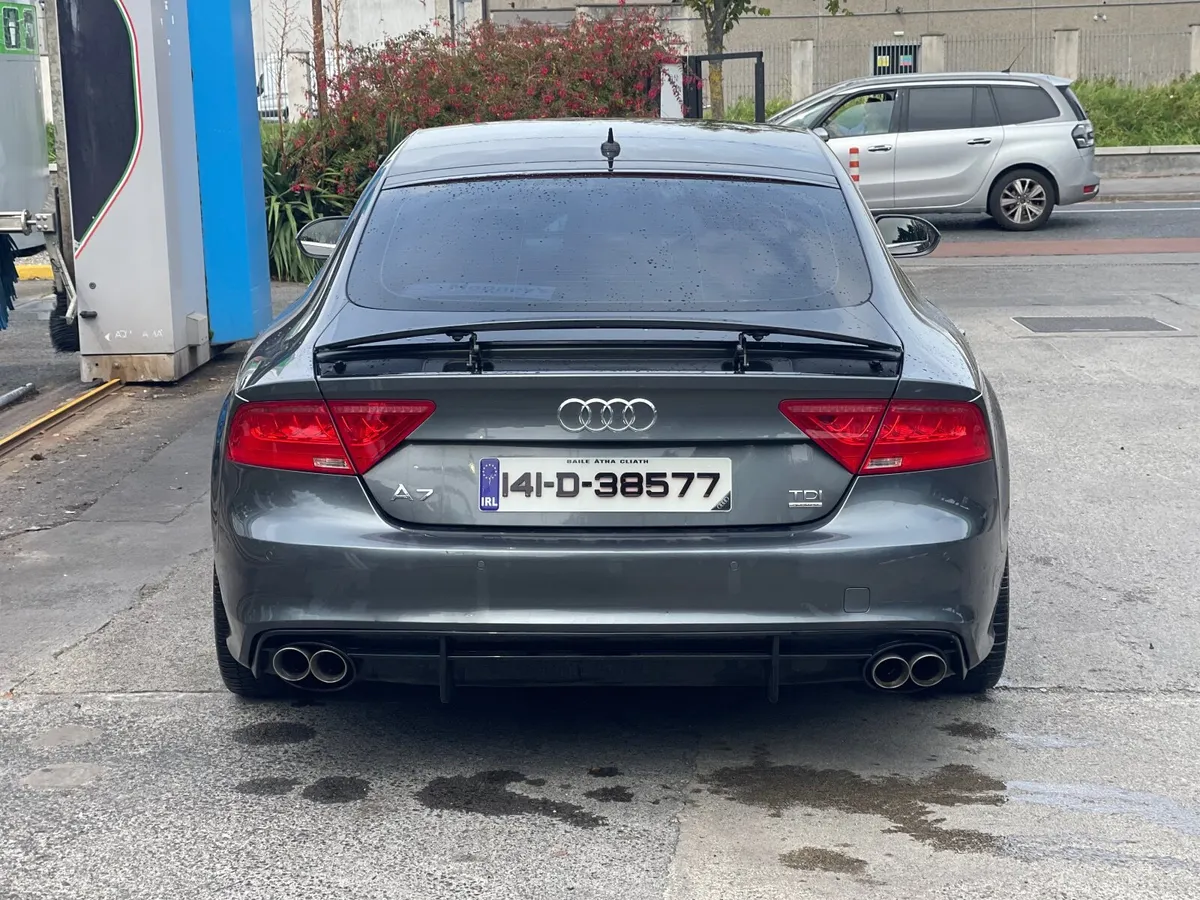 Audi A7 2014 - Image 2