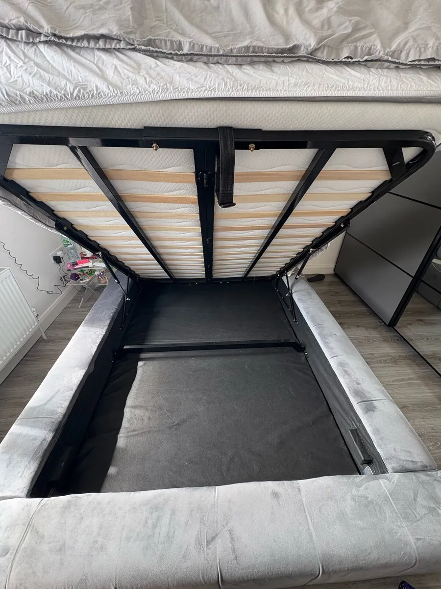 Double bed frame - Image 2