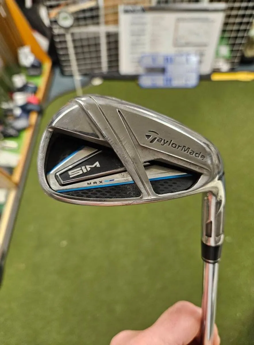 Taylormade Sim Max Irons - Image 1