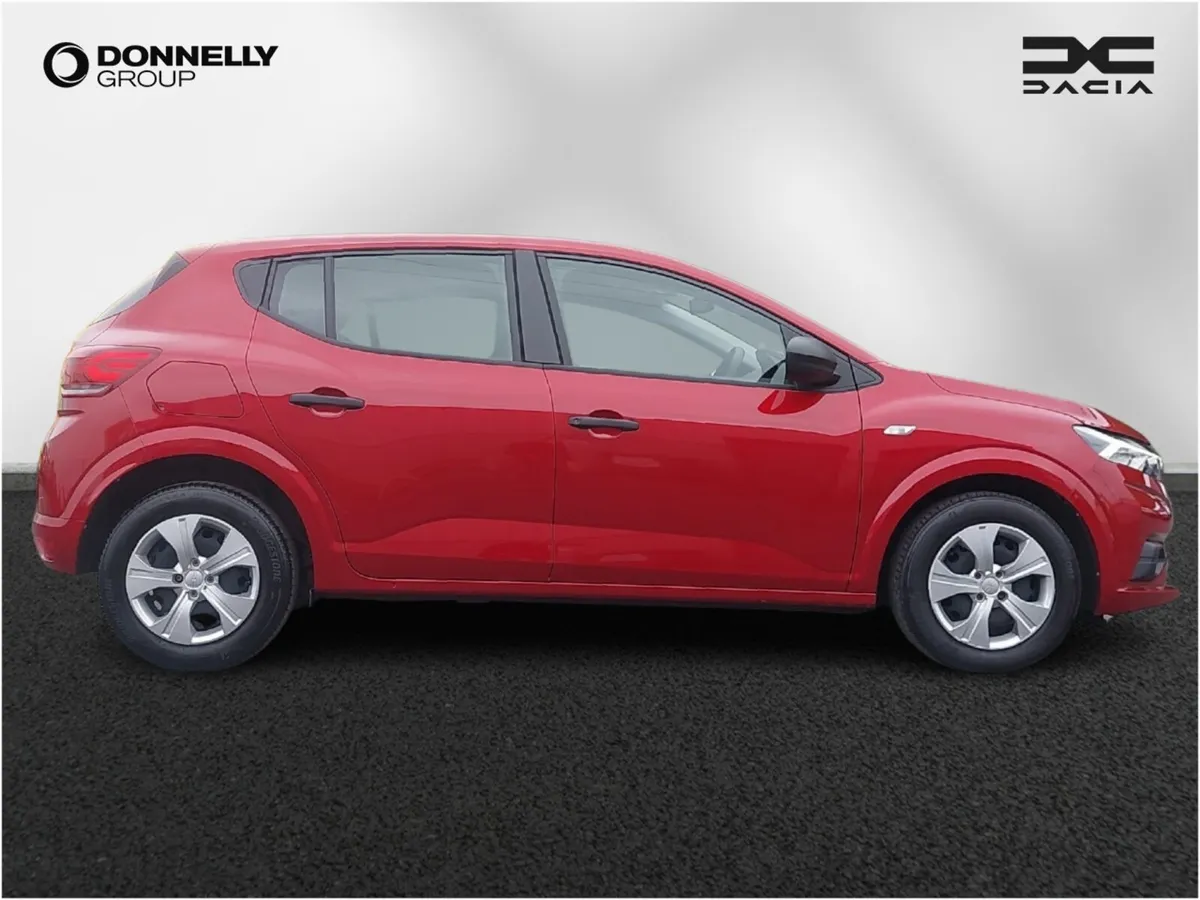 Dacia Sandero Hatchback Essential - Image 3