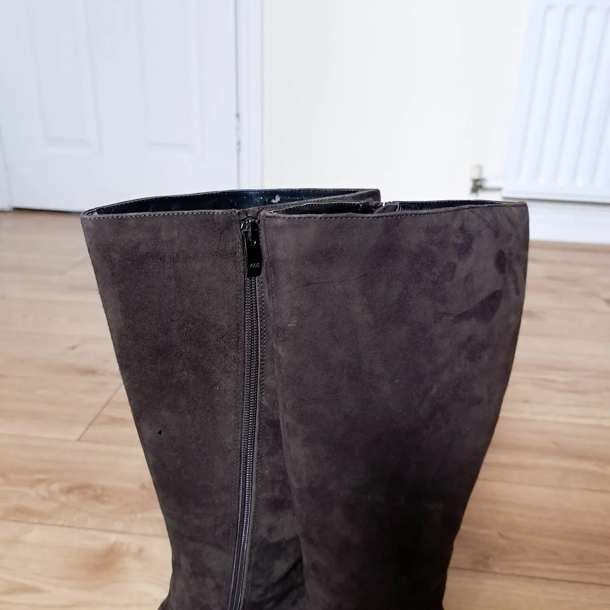 Van Dal Brown Knee High Suede Boots Size 6.5UK - Image 2