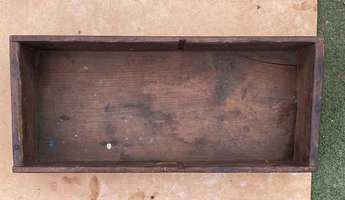 Whiskey Pine Sales Box - Image 2