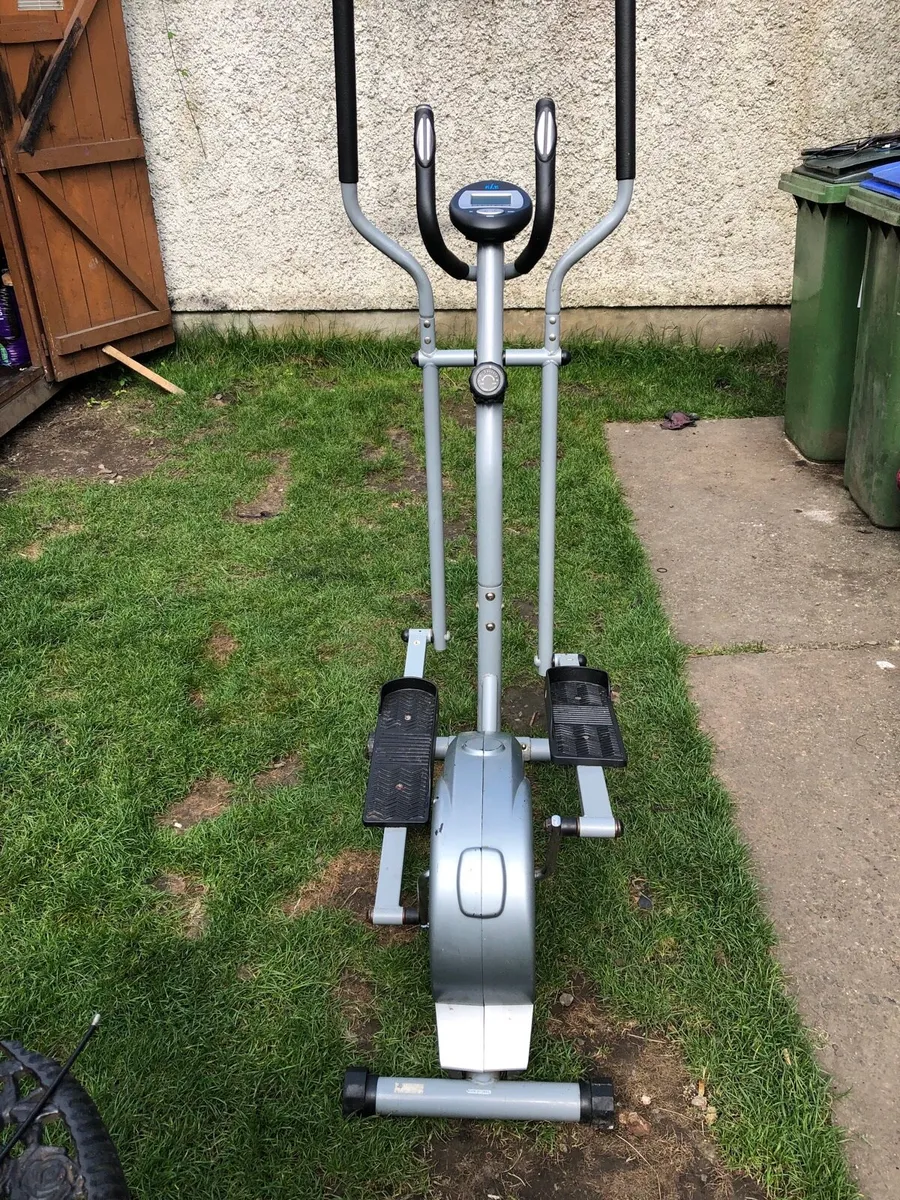 Fit cross trainer - Image 1