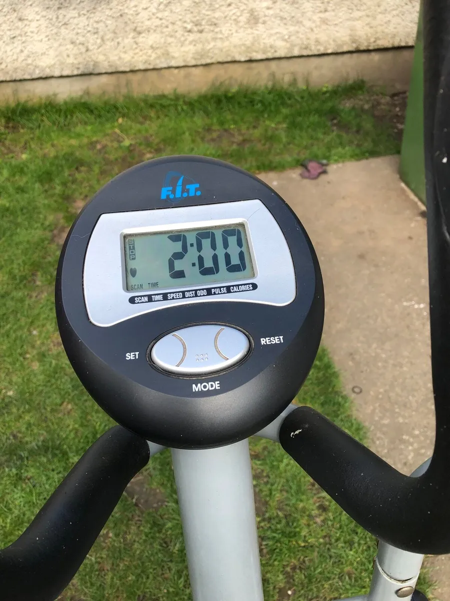 Fit cross trainer - Image 2
