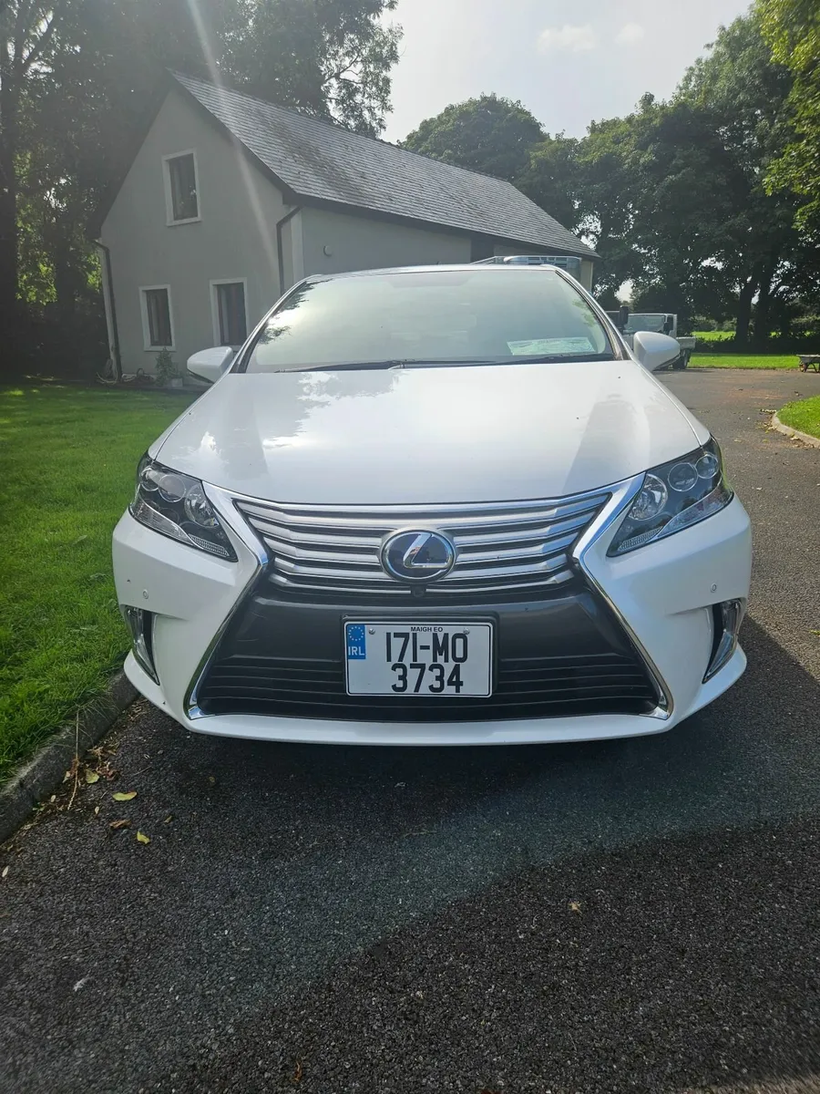 Lexus HS 2017 - Image 2