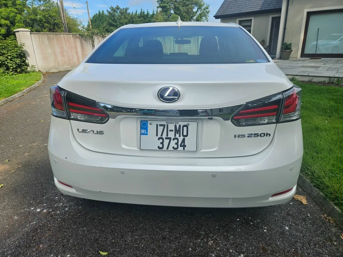 Lexus HS 2017 - Image 3