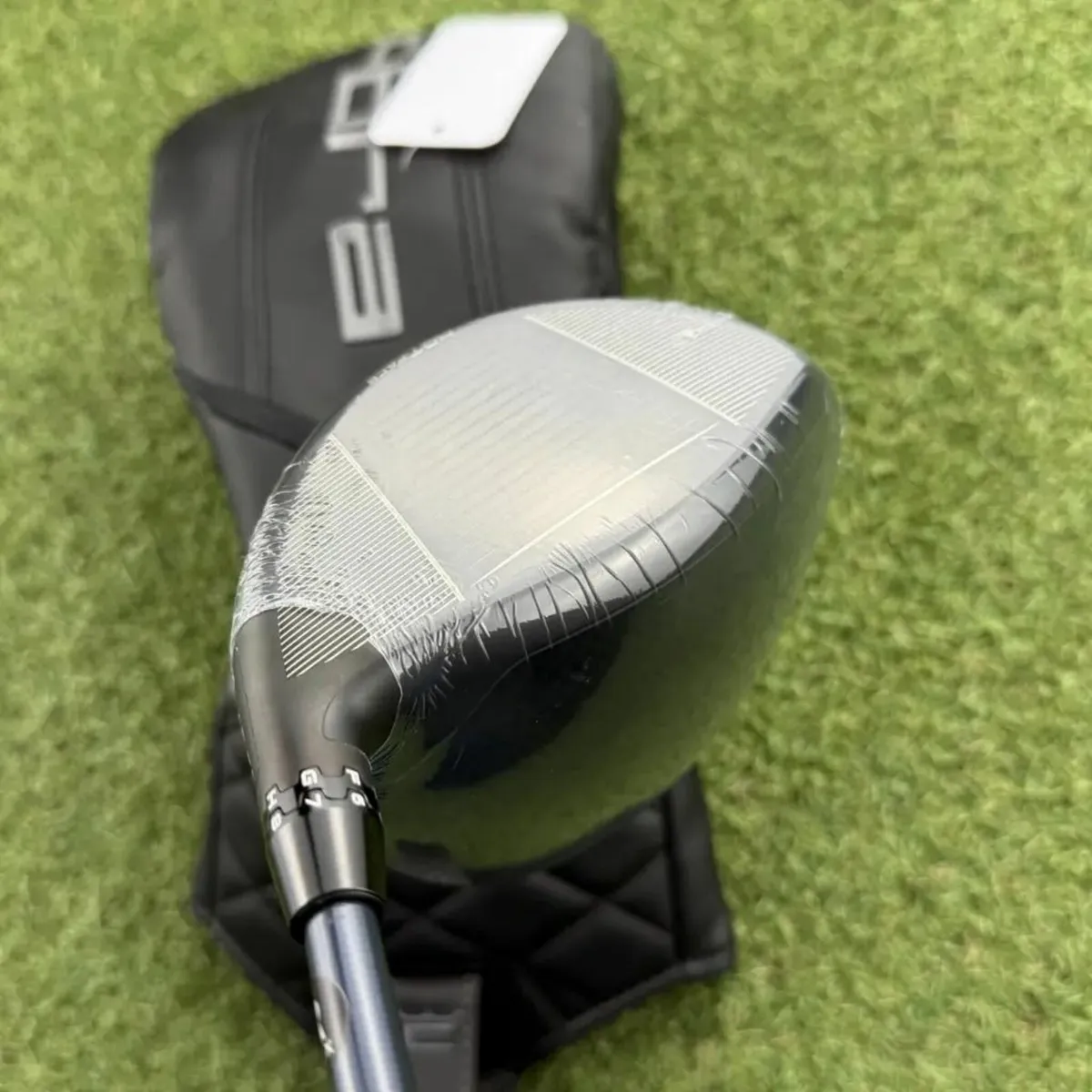 NEW COBRA DS-ADAPT X DRIVER / 10.5° / REGULAR - Image 3