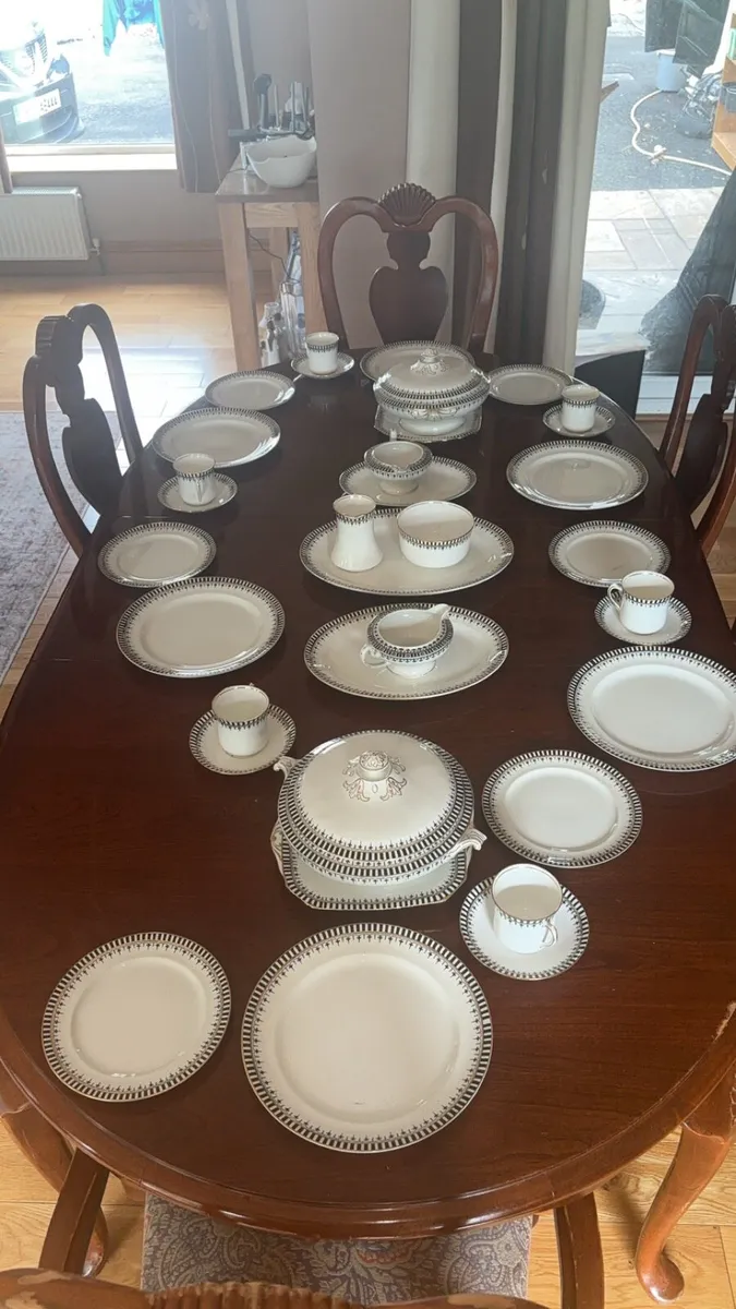 Royal Standard China Delph - Image 1