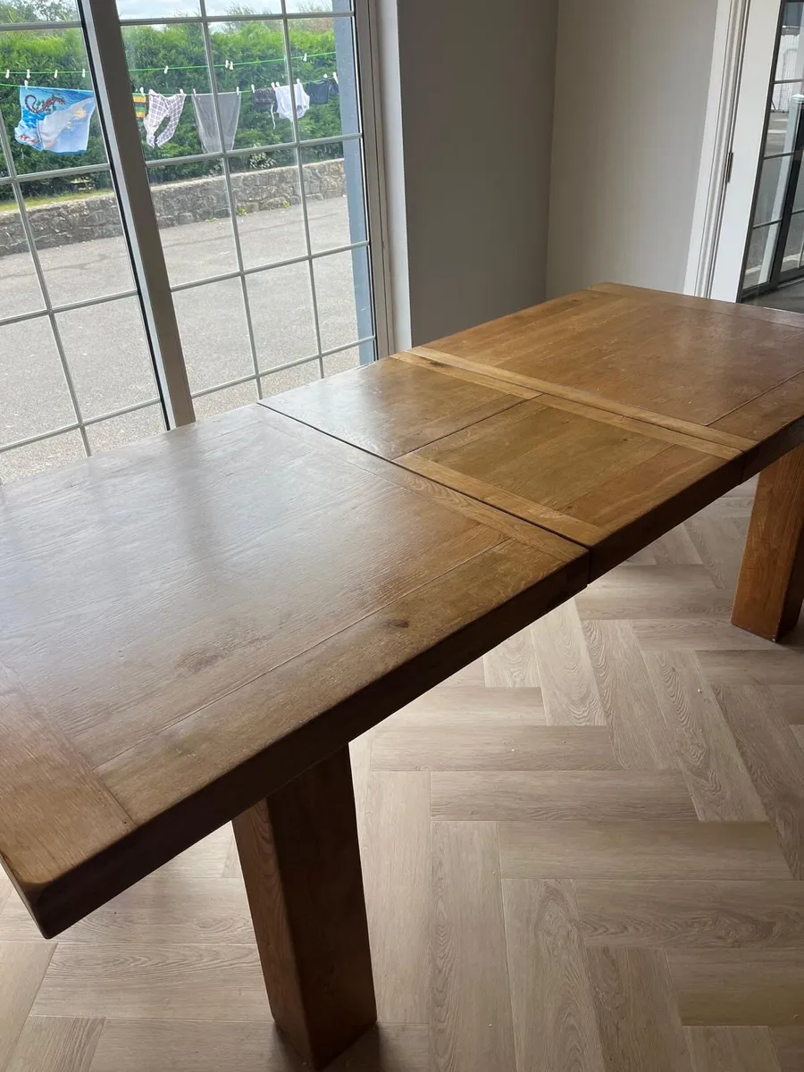 Dining table - Image 3