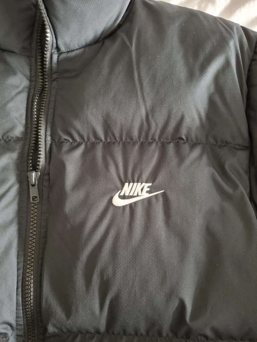 Nike Puffer Jacket - Image 2