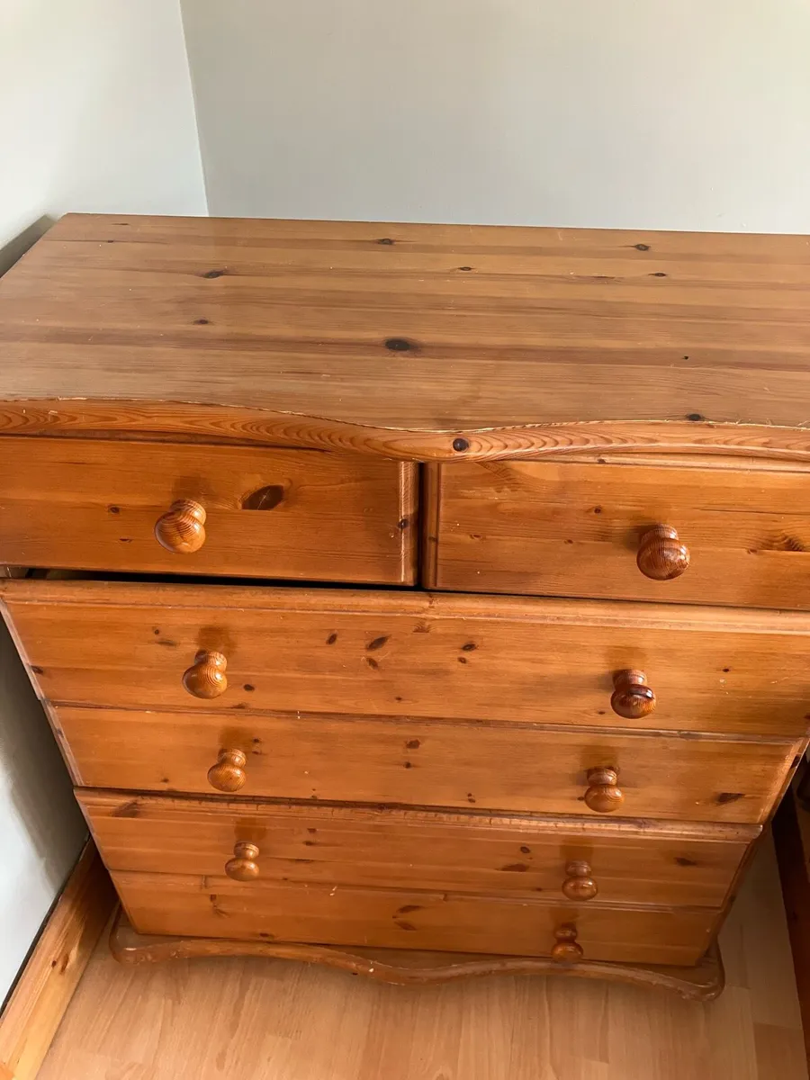 Dresser - Image 3