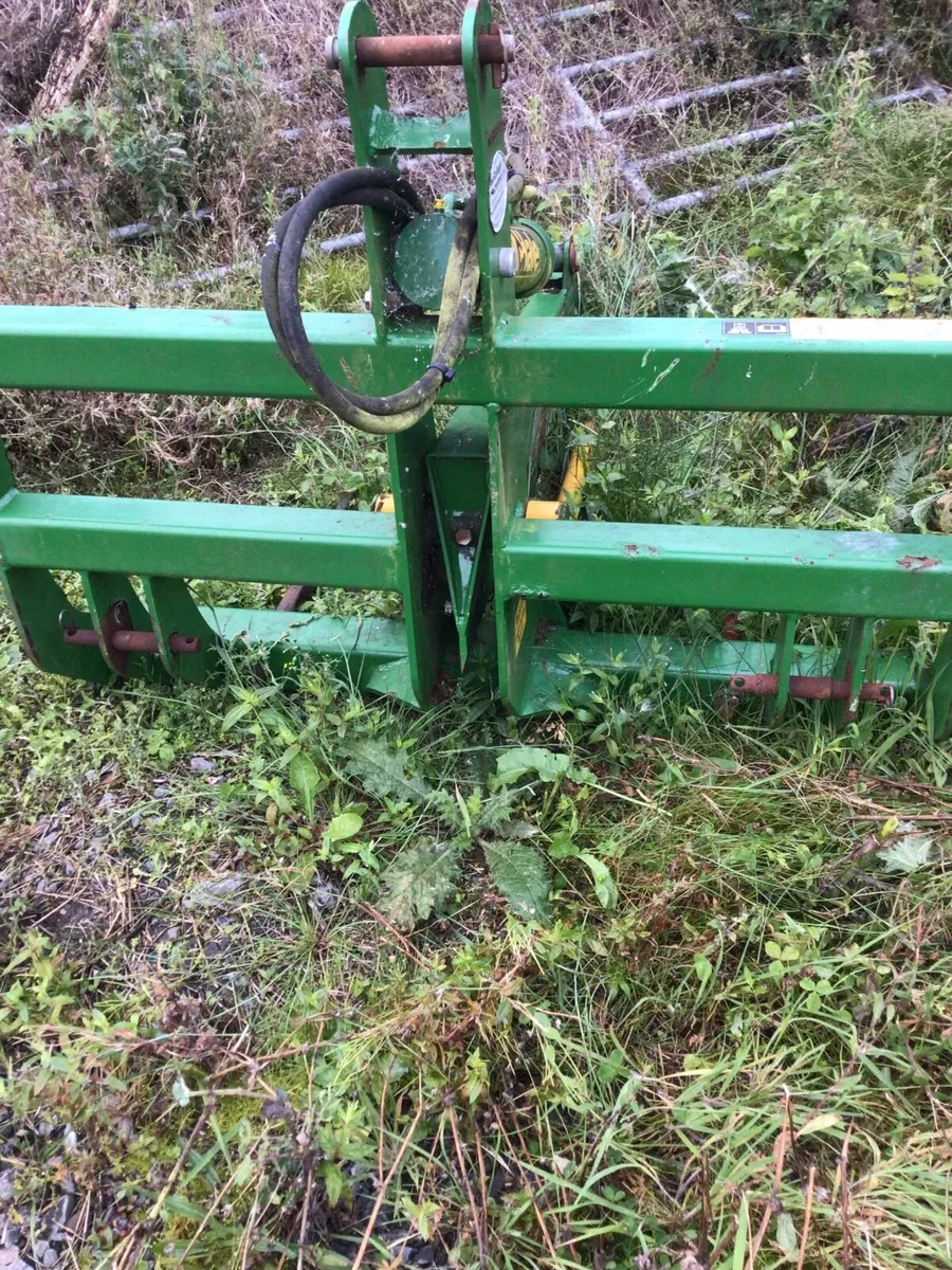 McHale Bale Splitter FOR SALE *** - Image 2