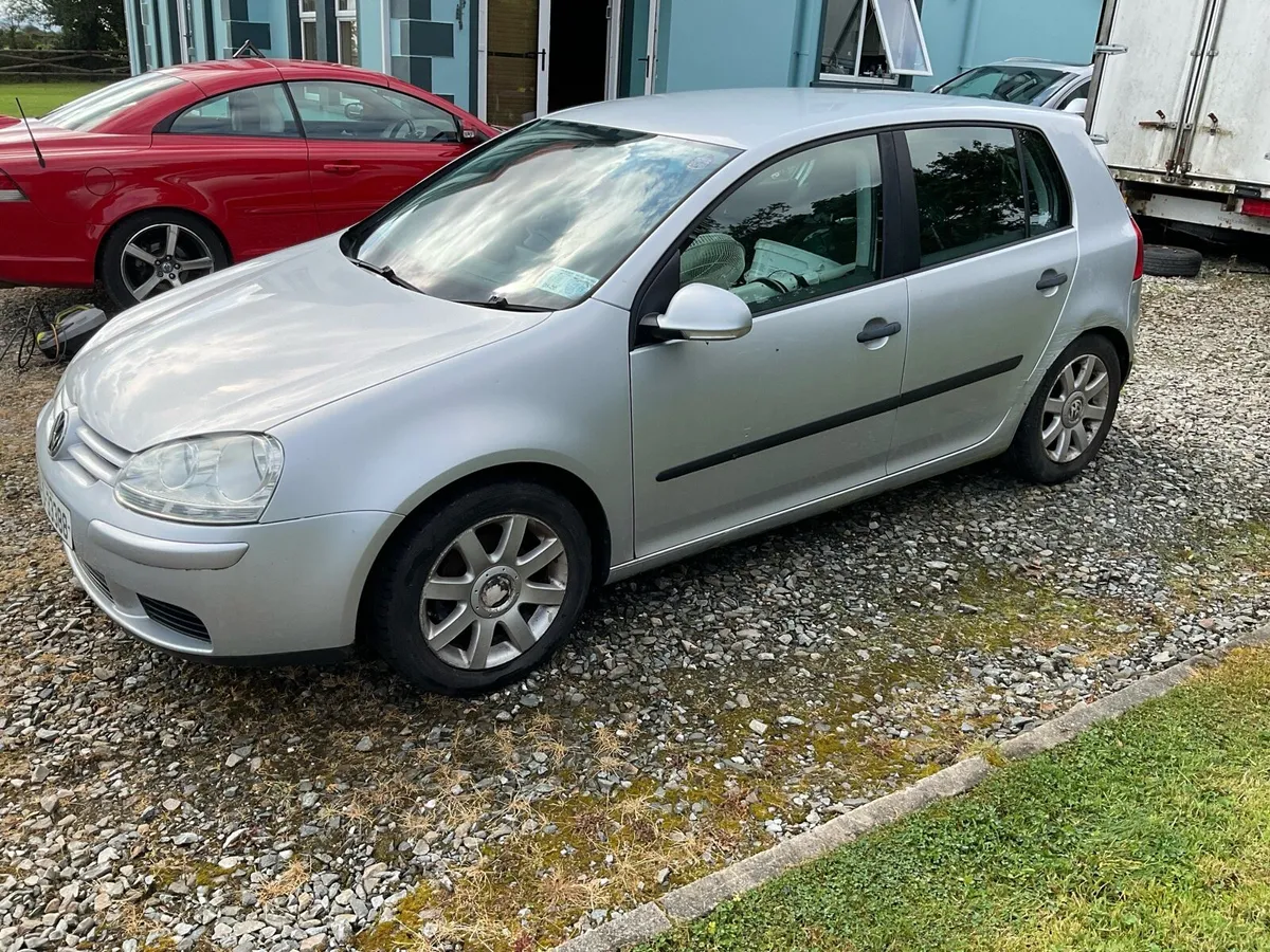V W. GOLF. 1400 SPORT.  SPARES OR REPAIR. 81000 mi - Image 2