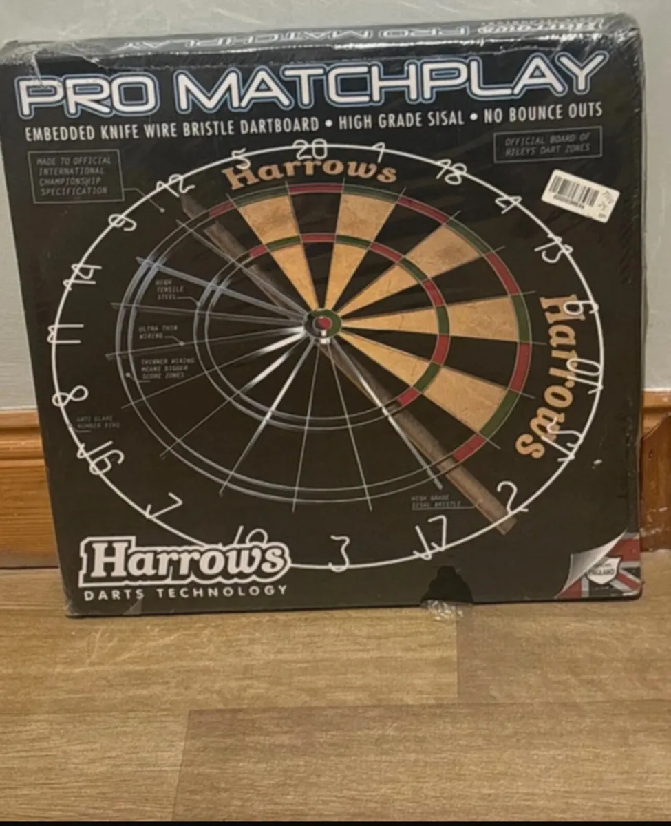 Darts Board - Image 1
