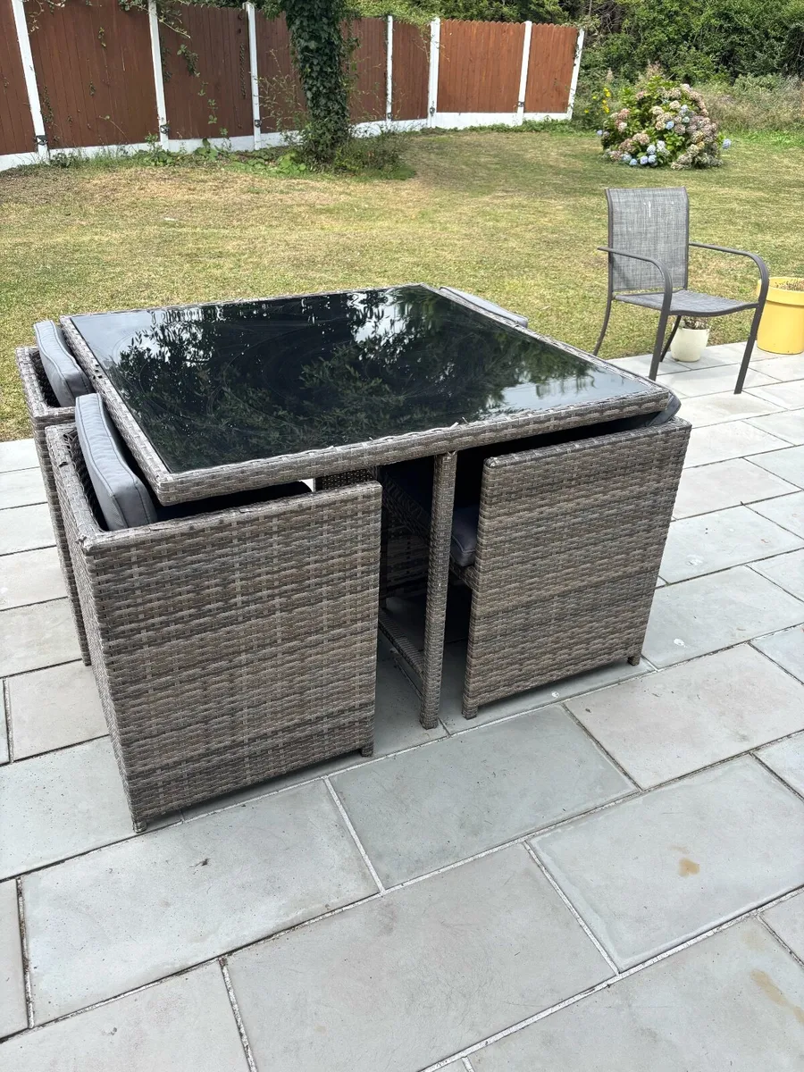 Garden furniture - Image 2