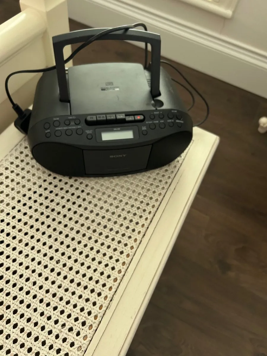 Sony cd and radio