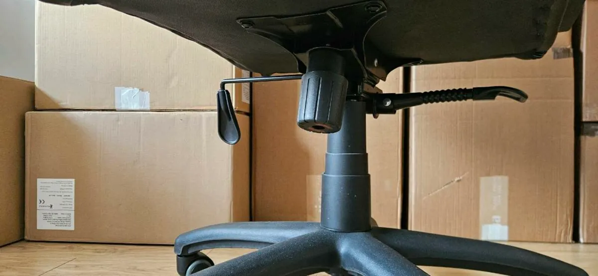 PC Office Chair Quick Sale - Image 3