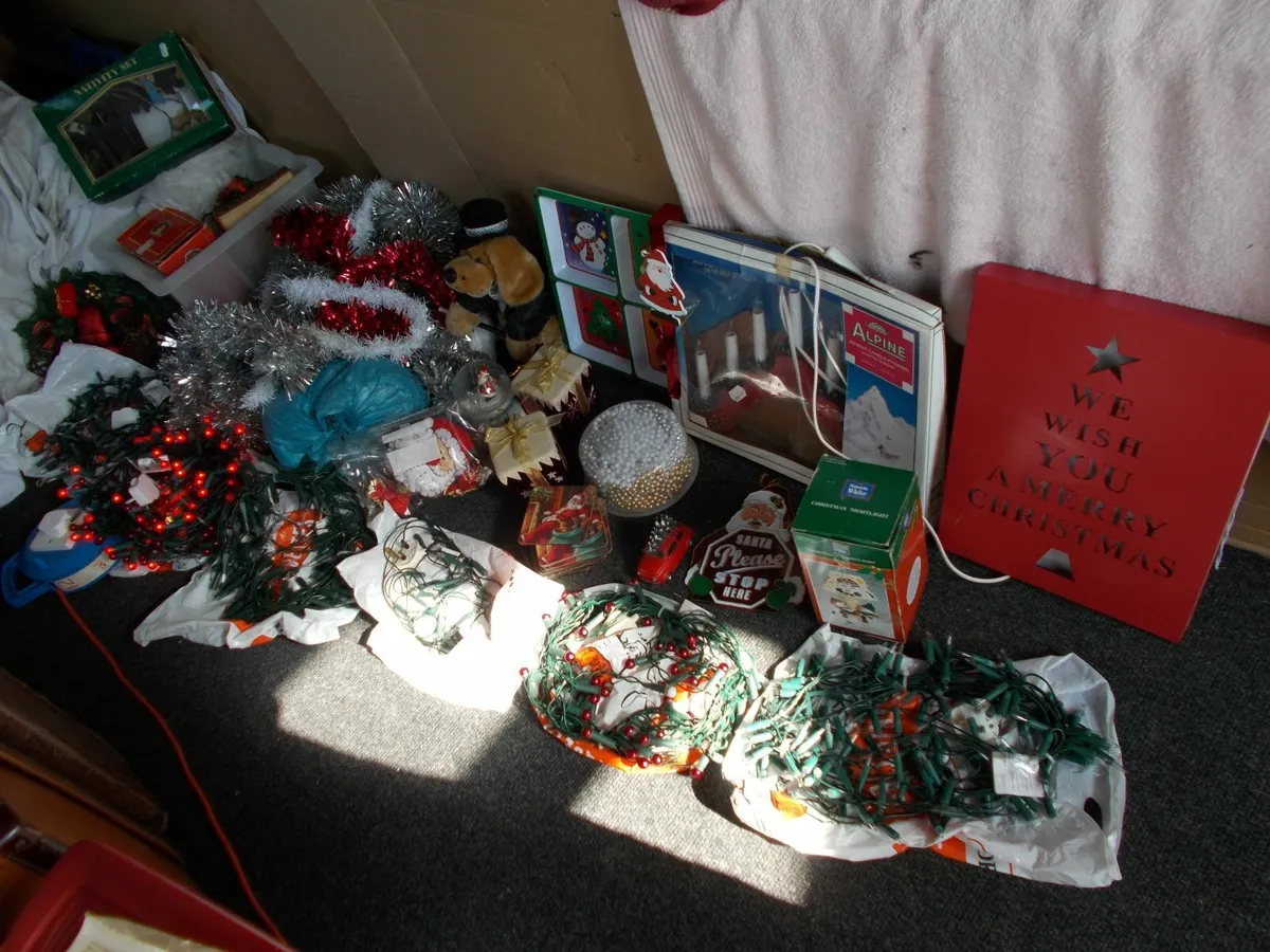 Christmas Decorations Job Lot - Image 2
