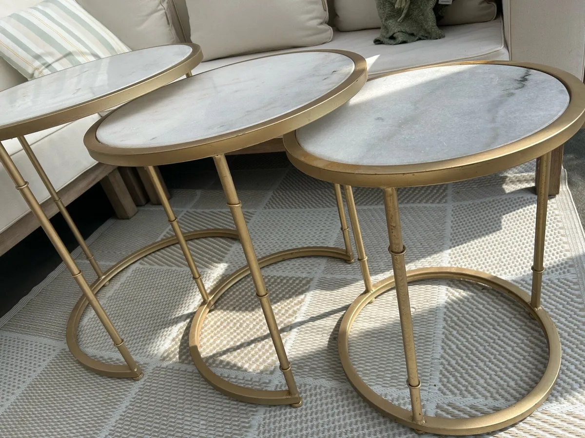 Nest of tables - Image 2