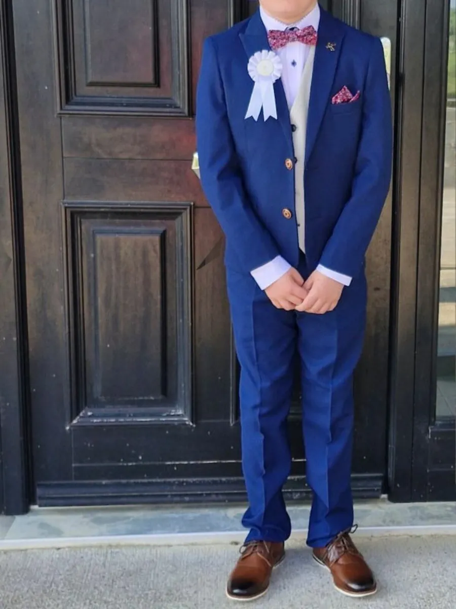 Boys communion suit - Image 1
