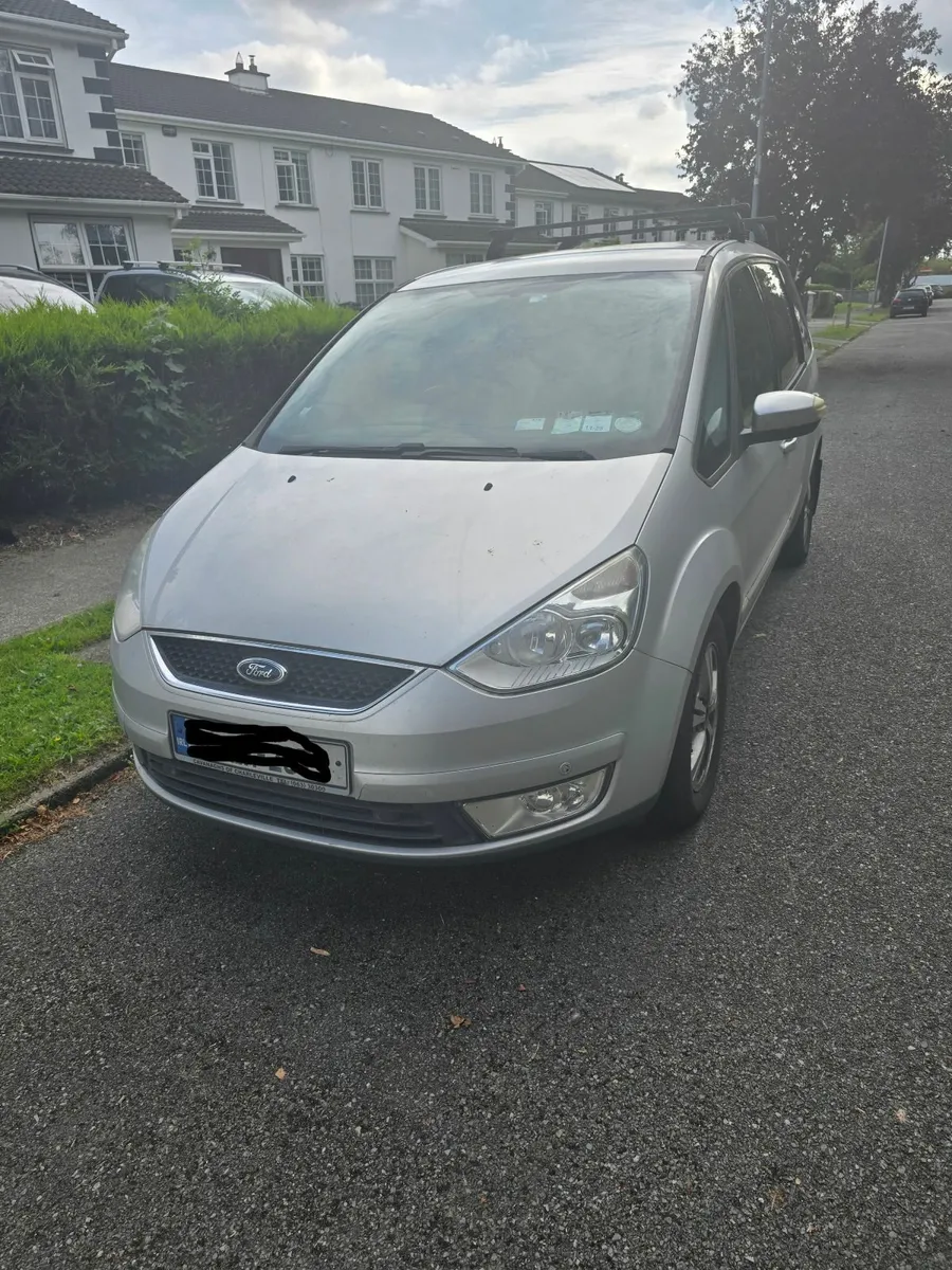 Ford Galaxy 2010 - Image 1