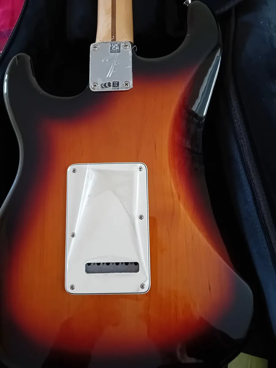 Fender Strat - Image 2