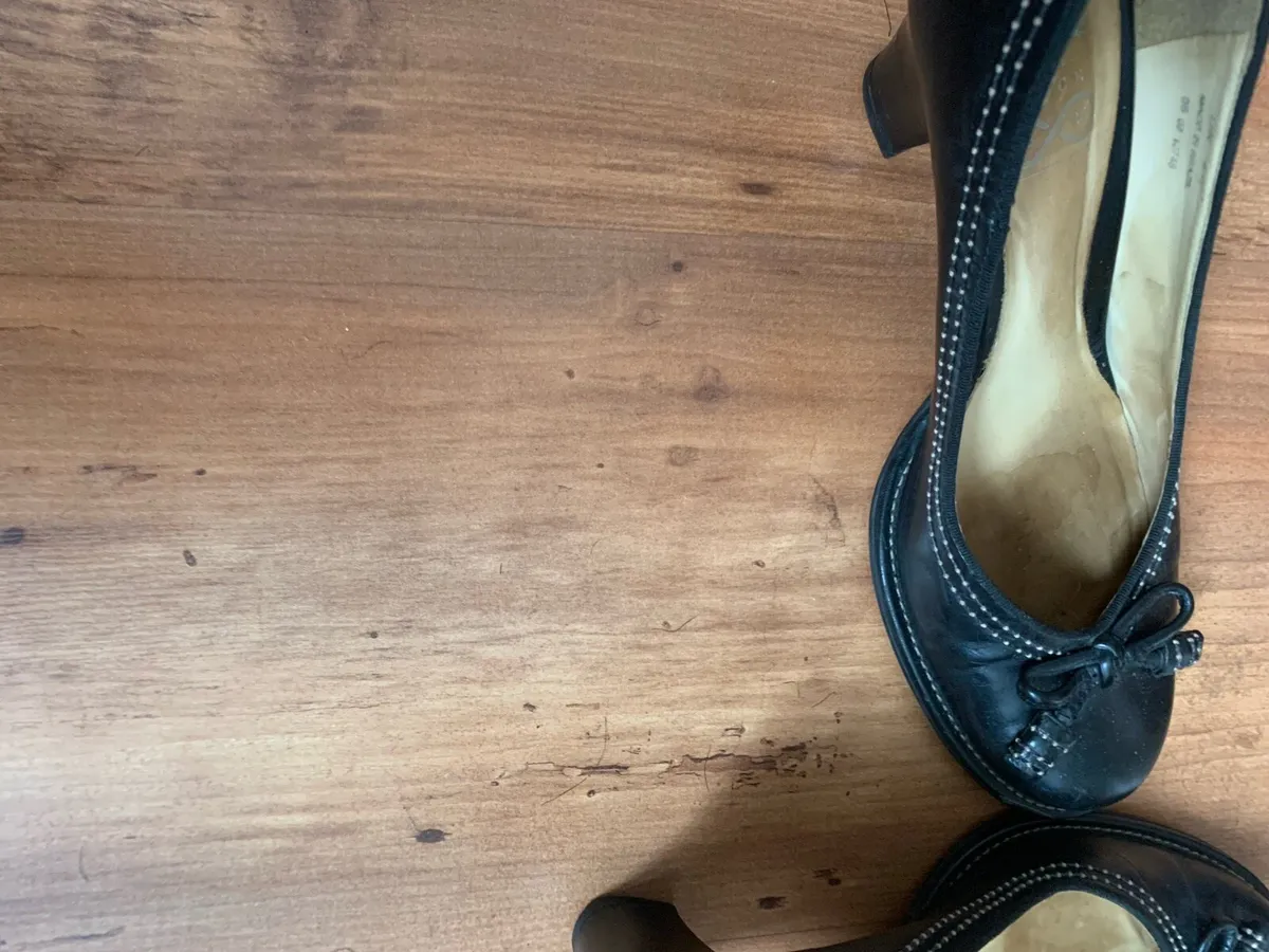 Shoes - Image 3