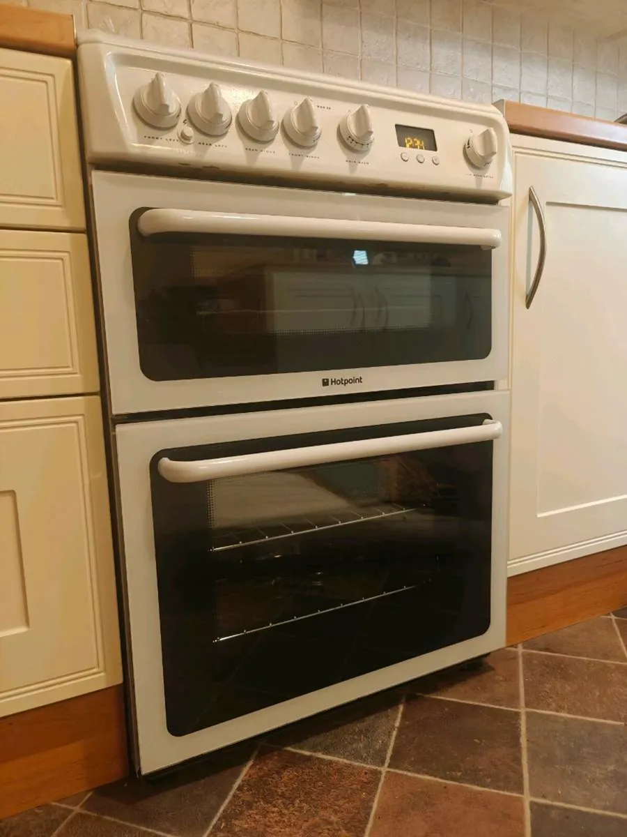 Hotpoint Gas Oven - Image 3