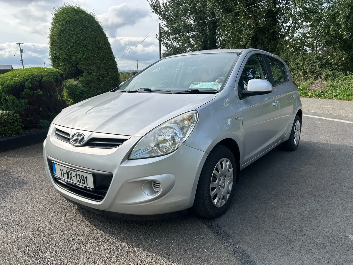 2011 Hyundai i20.. New NCT and Full Service - Image 2