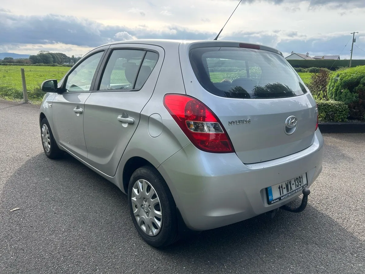 2011 Hyundai i20.. New NCT and Full Service - Image 4