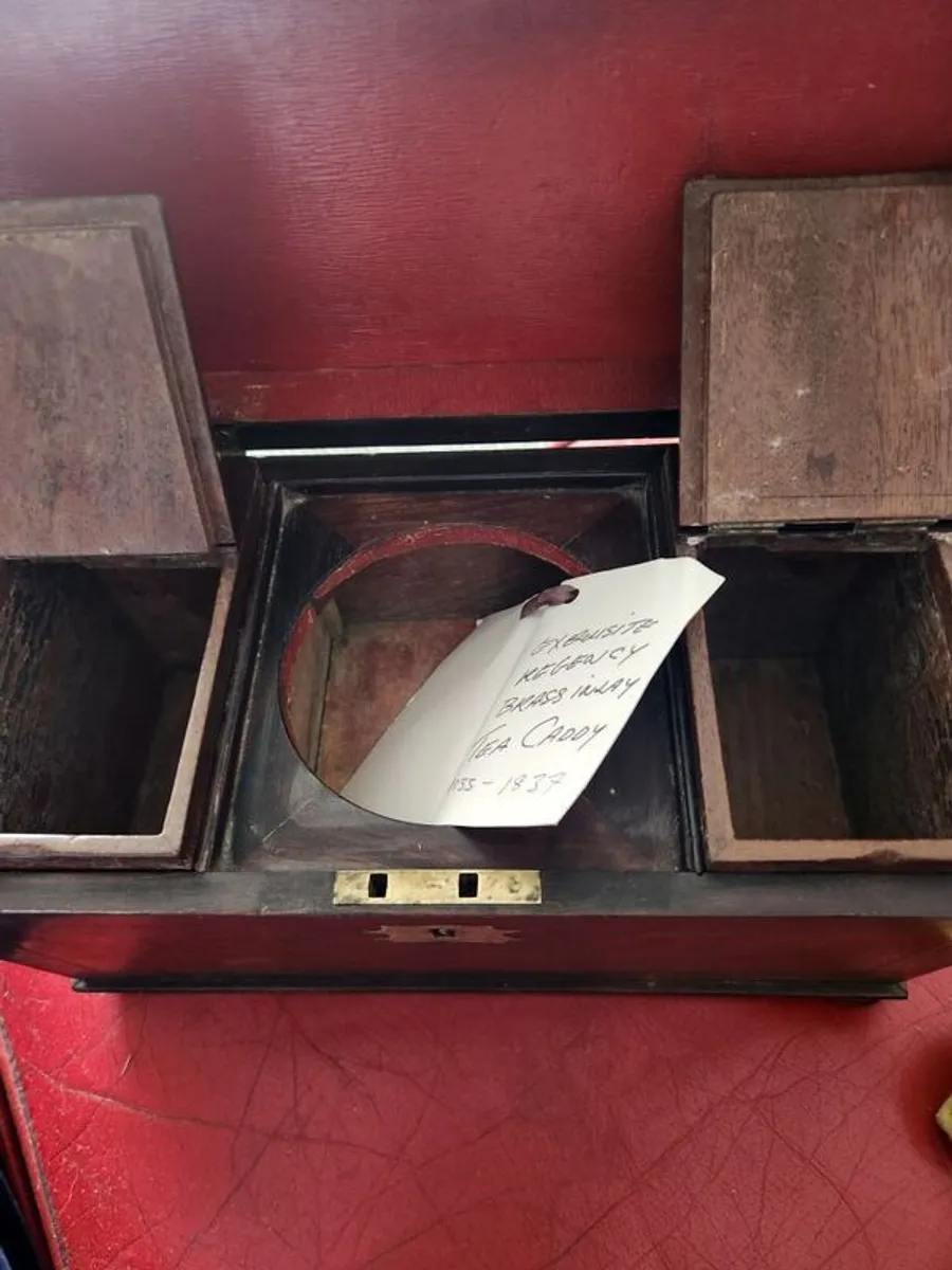 200 yr old tea caddy - Image 4