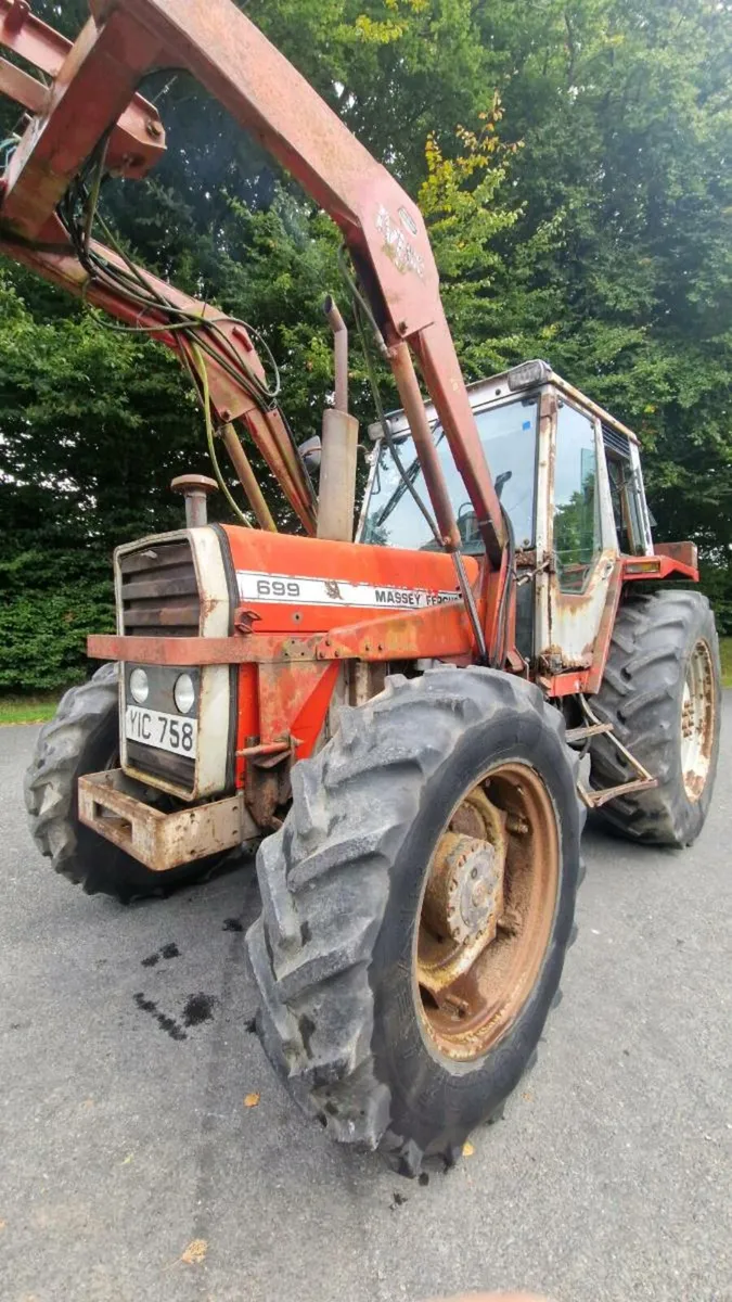 Massey Ferguson 699 - Image 1