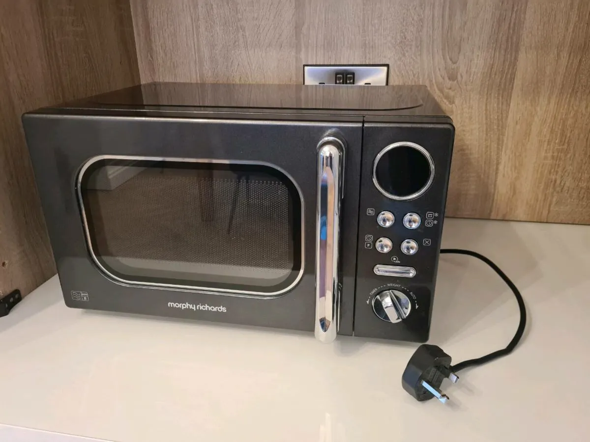 Microwave - Image 2