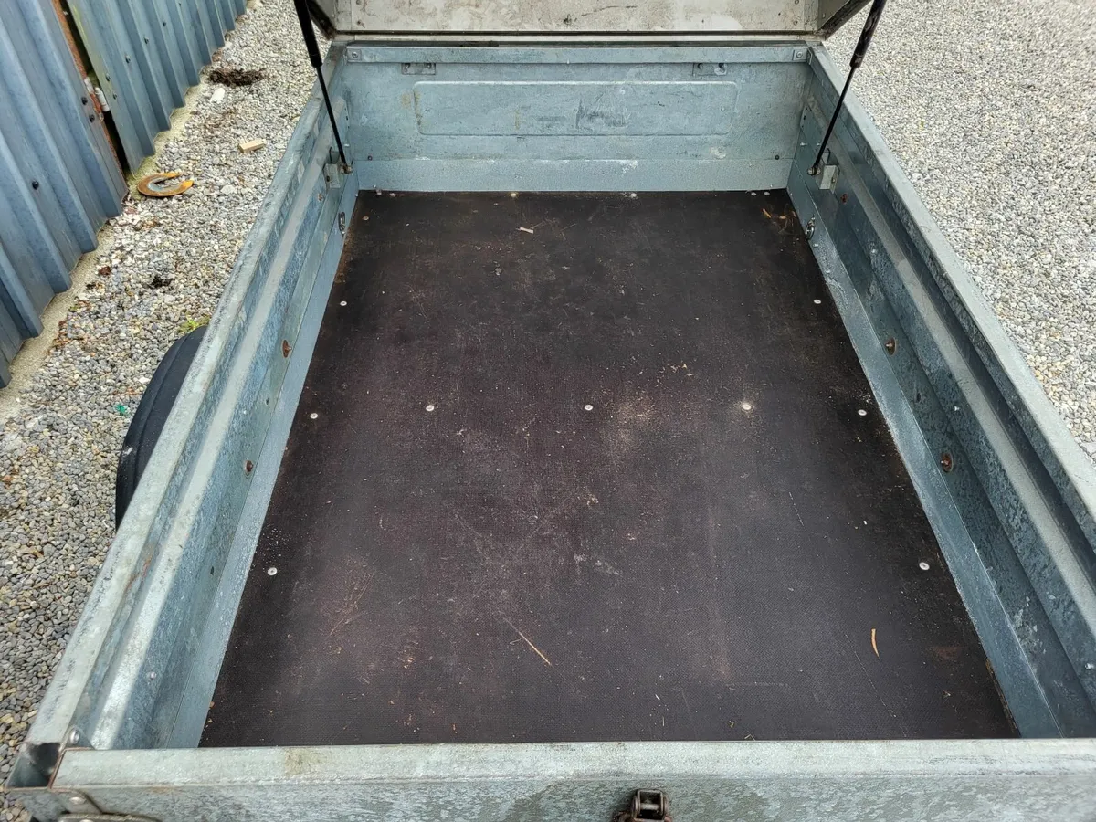 Car Trailer - Image 2