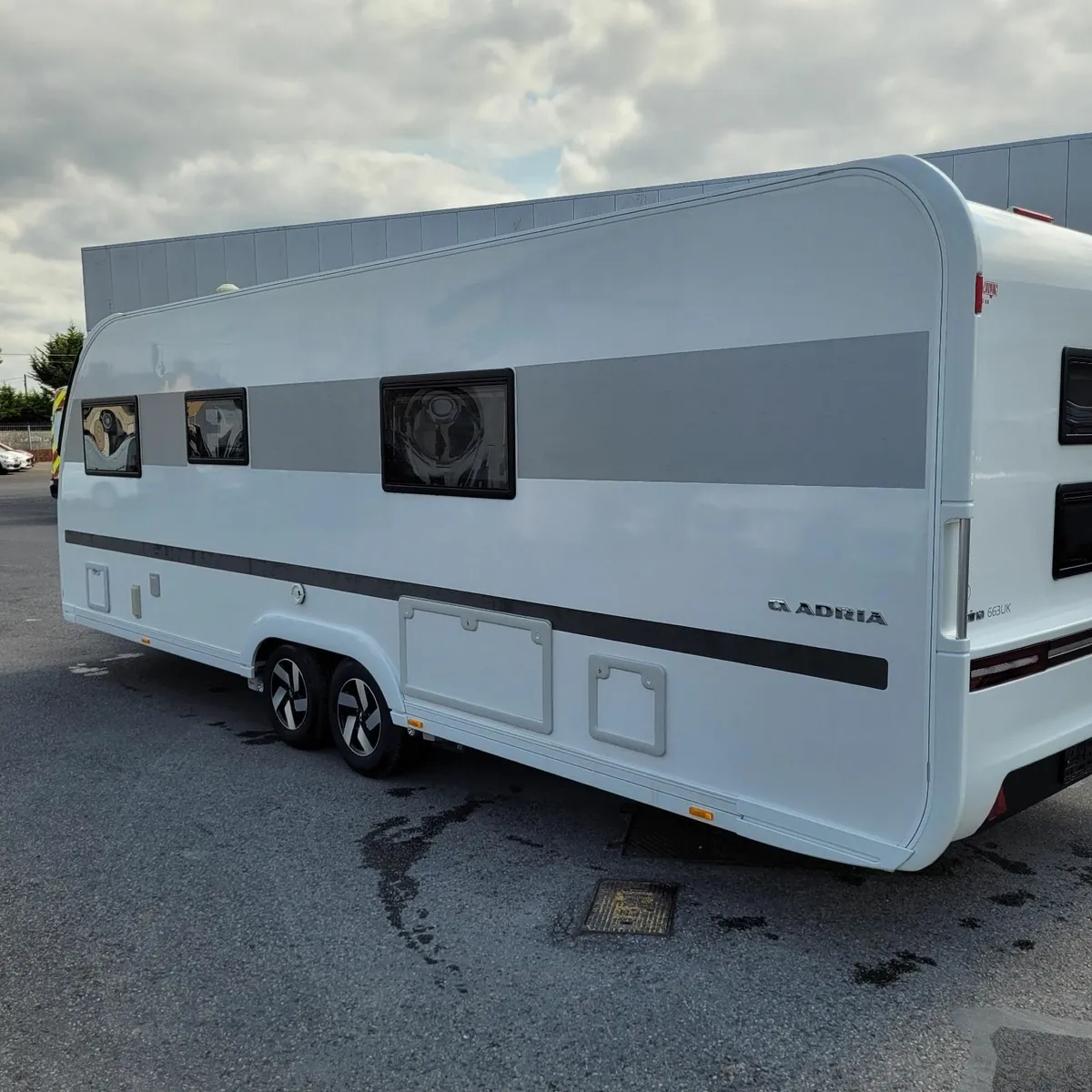 Adria Alpina 663 UK 6 Berth - Image 2