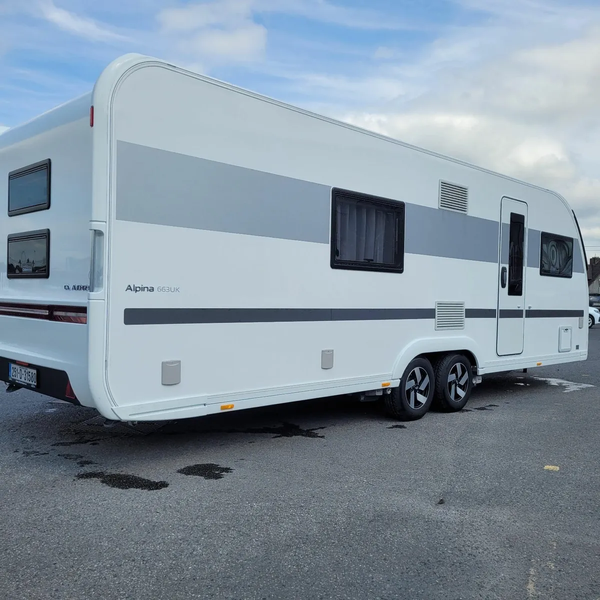 Adria Alpina 663 UK 6 Berth - Image 3